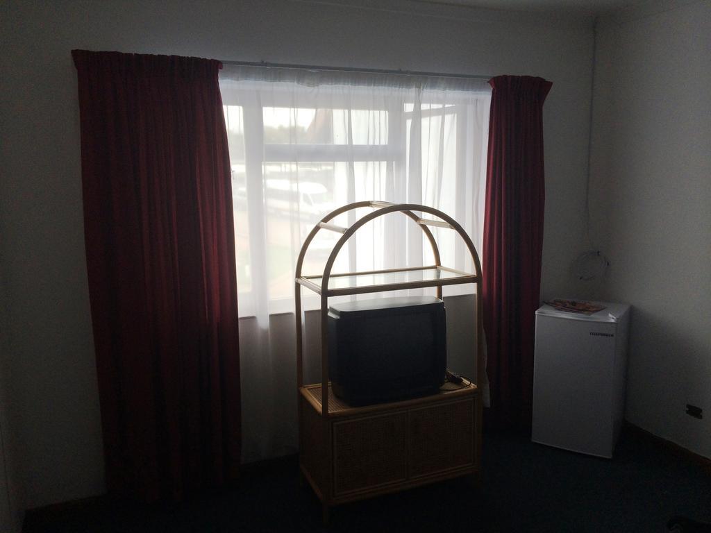 Backpacker Apartments Plettenberg Bay Rum bild