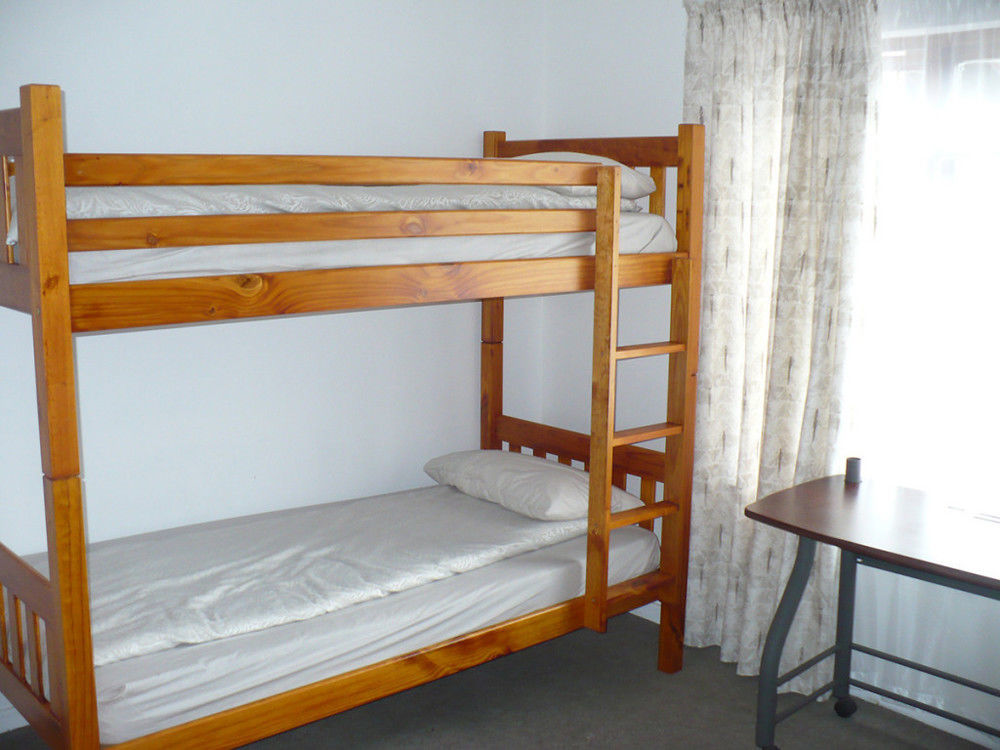 Backpacker Apartments Plettenberg Bay Exteriör bild