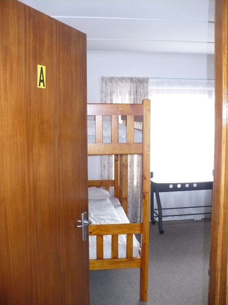 Backpacker Apartments Plettenberg Bay Exteriör bild