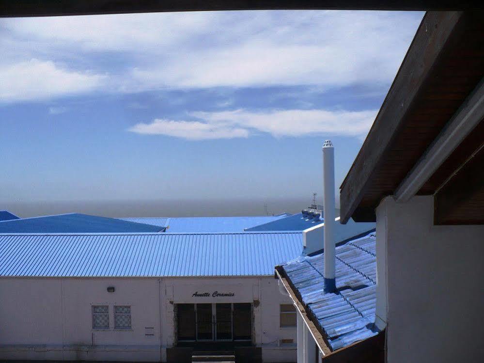 Backpacker Apartments Plettenberg Bay Exteriör bild