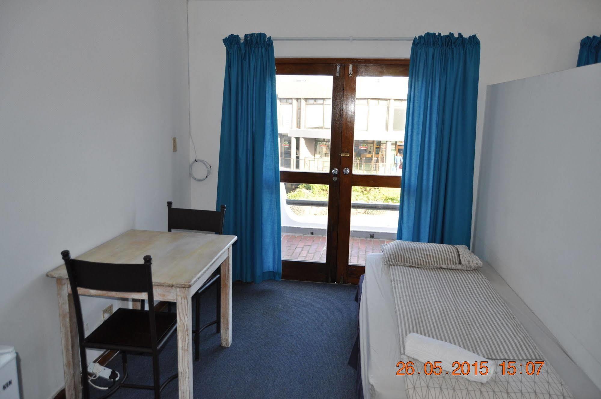 Backpacker Apartments Plettenberg Bay Exteriör bild