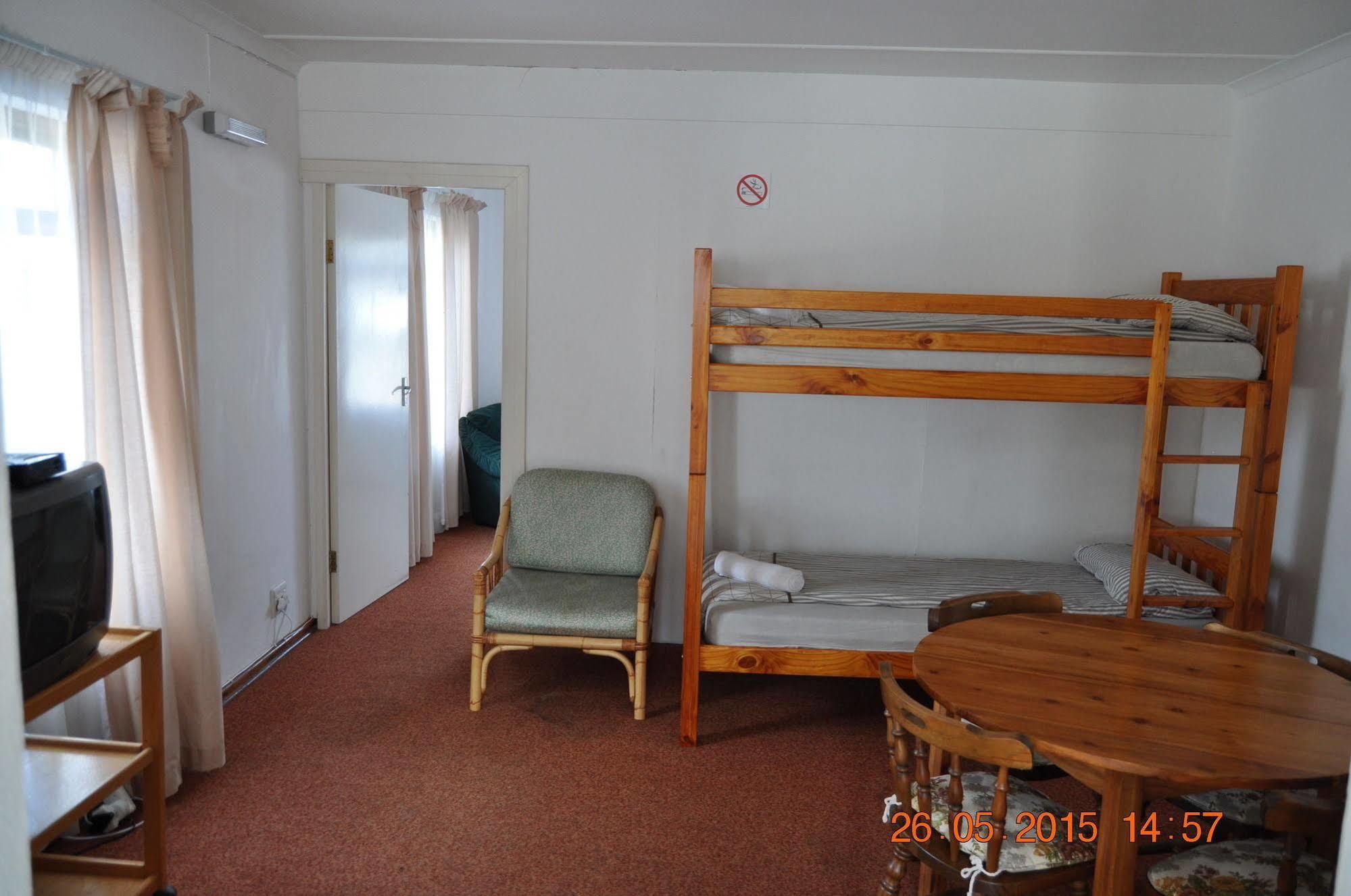 Backpacker Apartments Plettenberg Bay Exteriör bild