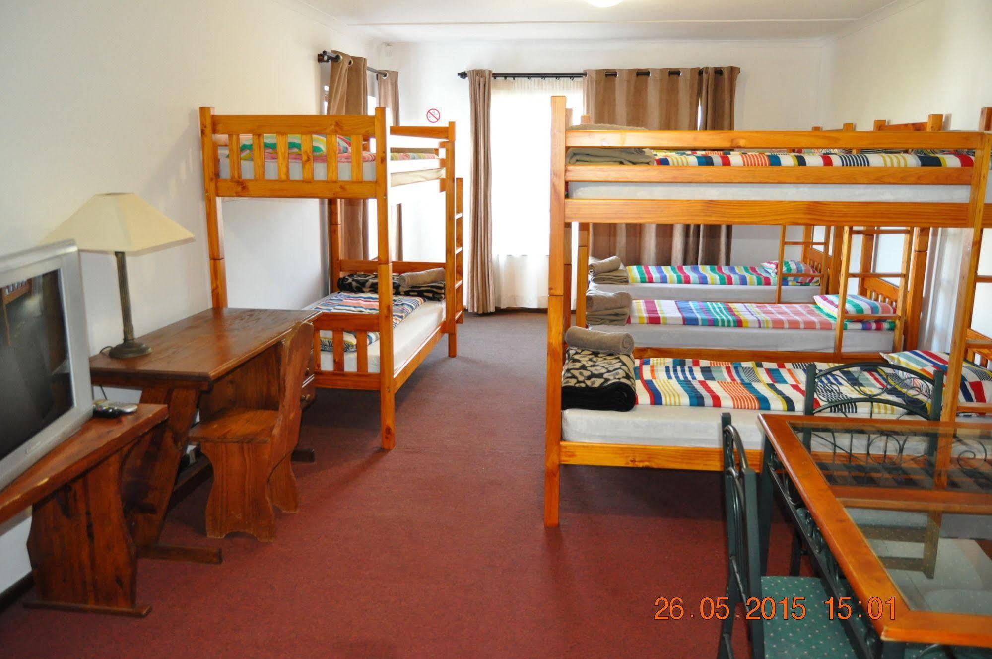 Backpacker Apartments Plettenberg Bay Exteriör bild