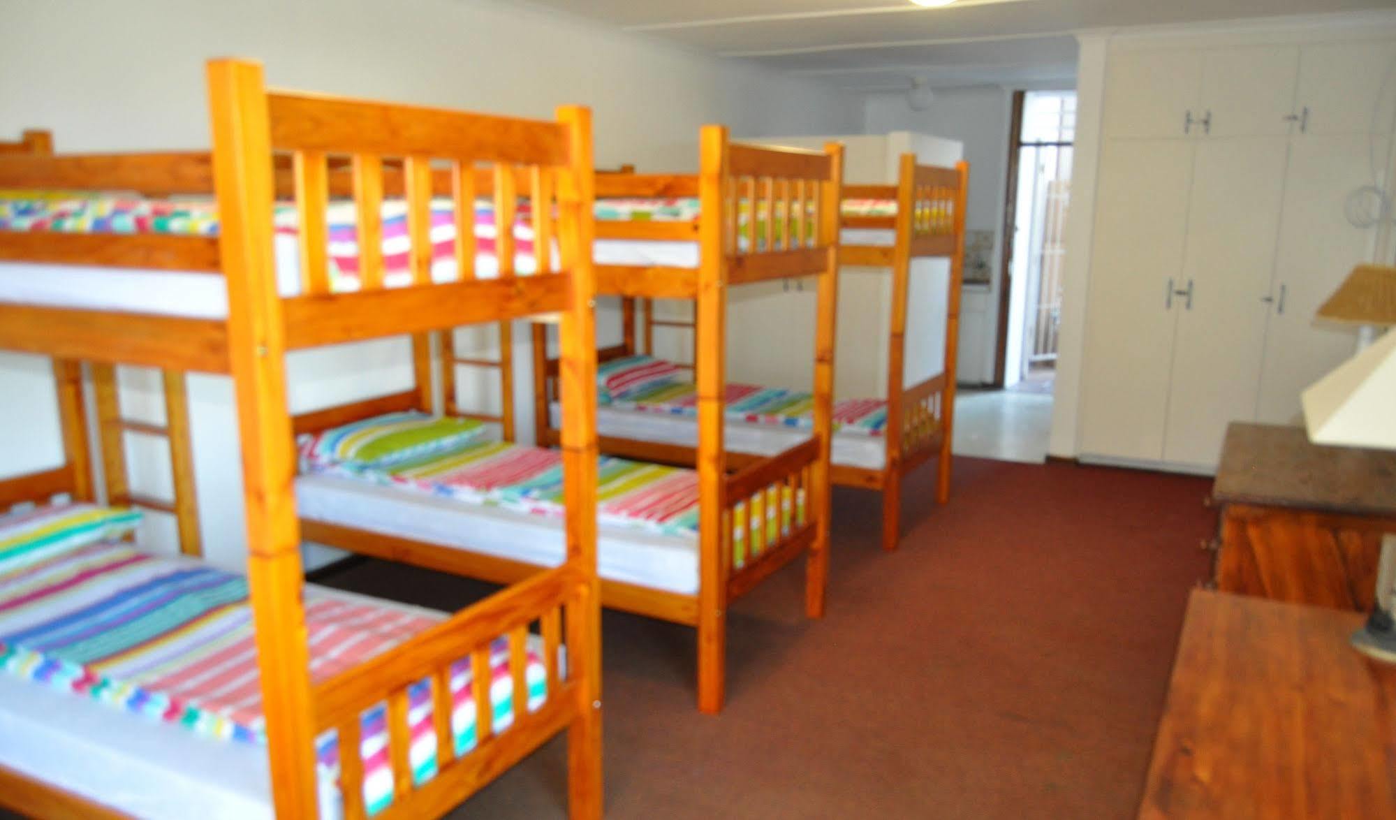 Backpacker Apartments Plettenberg Bay Exteriör bild