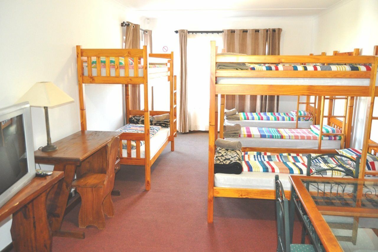 Backpacker Apartments Plettenberg Bay Exteriör bild