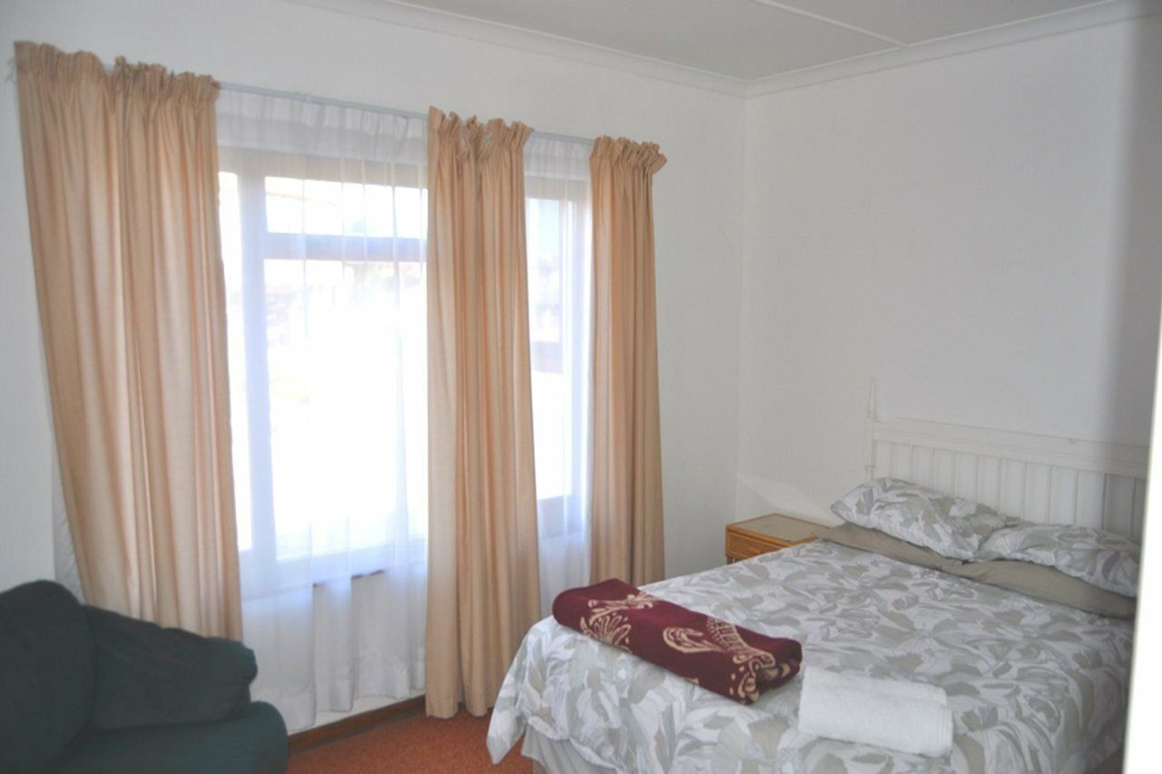 Backpacker Apartments Plettenberg Bay Exteriör bild